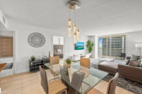 CENTRAL UNIT WITH OCEAN & CITY VIEW CLUB AT BRICKELL BAY